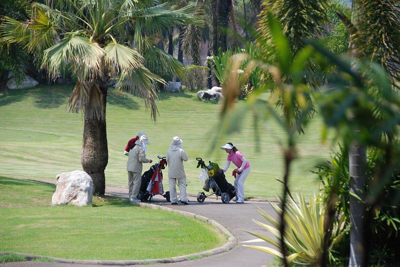 DSC_0608.JPG - Mission Hills Golf Course 1 hour from Kanchanaburi.