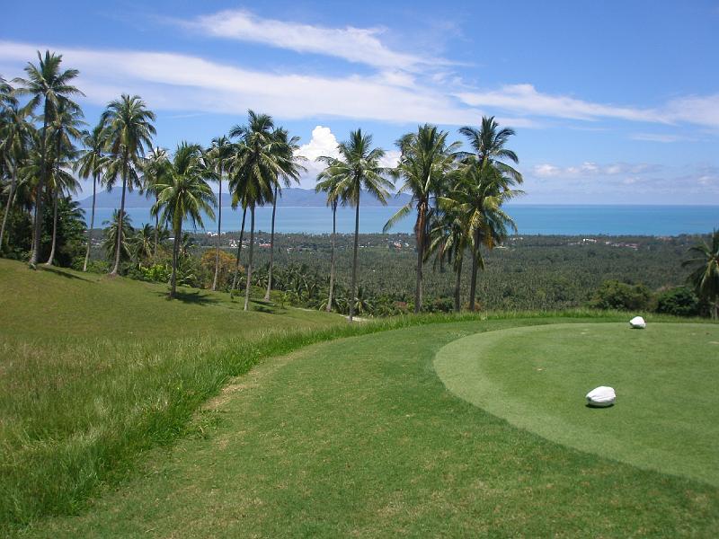 P3250796.JPG - Santiburi Golf Course. Fabulous views !