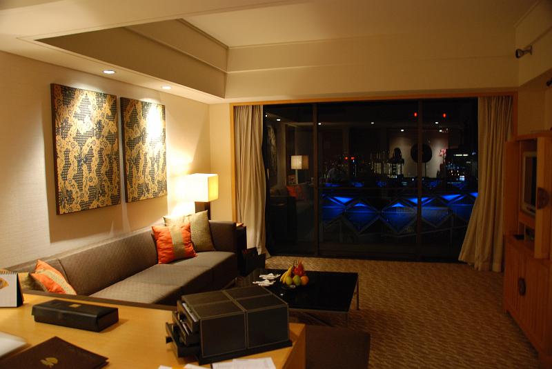 DSC_0027.JPG - Mandarin Oriental Hotel Singapore Suite 2201.