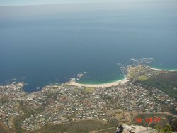 Uitzicht op Camps Bay vanaf de Tafelberg