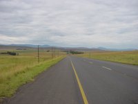 Tussen de Oliviershoekpas en de Sterkfontein Dam.