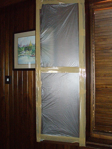 P1170185.JPG - We have asked for plastic as it has only 4 degrees at night and Bernd is very ill.