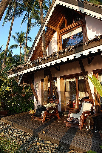 DSC_0134.JPG - Our beach villa.