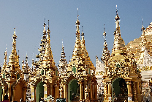 DSC_0024.JPG - Shwedagon Pagoda on Singuttara Hill