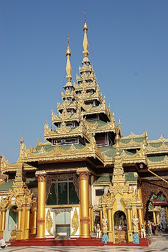 DSC_0025.JPG - Shwedagon Pagoda on Singuttara Hill