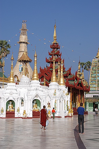 DSC_0036.JPG - Shwedagon Pagoda.