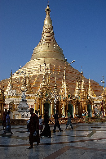 DSC_0052.JPG - Shwedagon Pagoda .