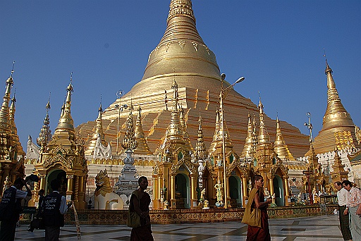 DSC_0053.JPG - Shwedagon Pagoda .