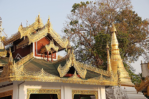 DSC_0059.JPG - Shwedagon Pagoda .